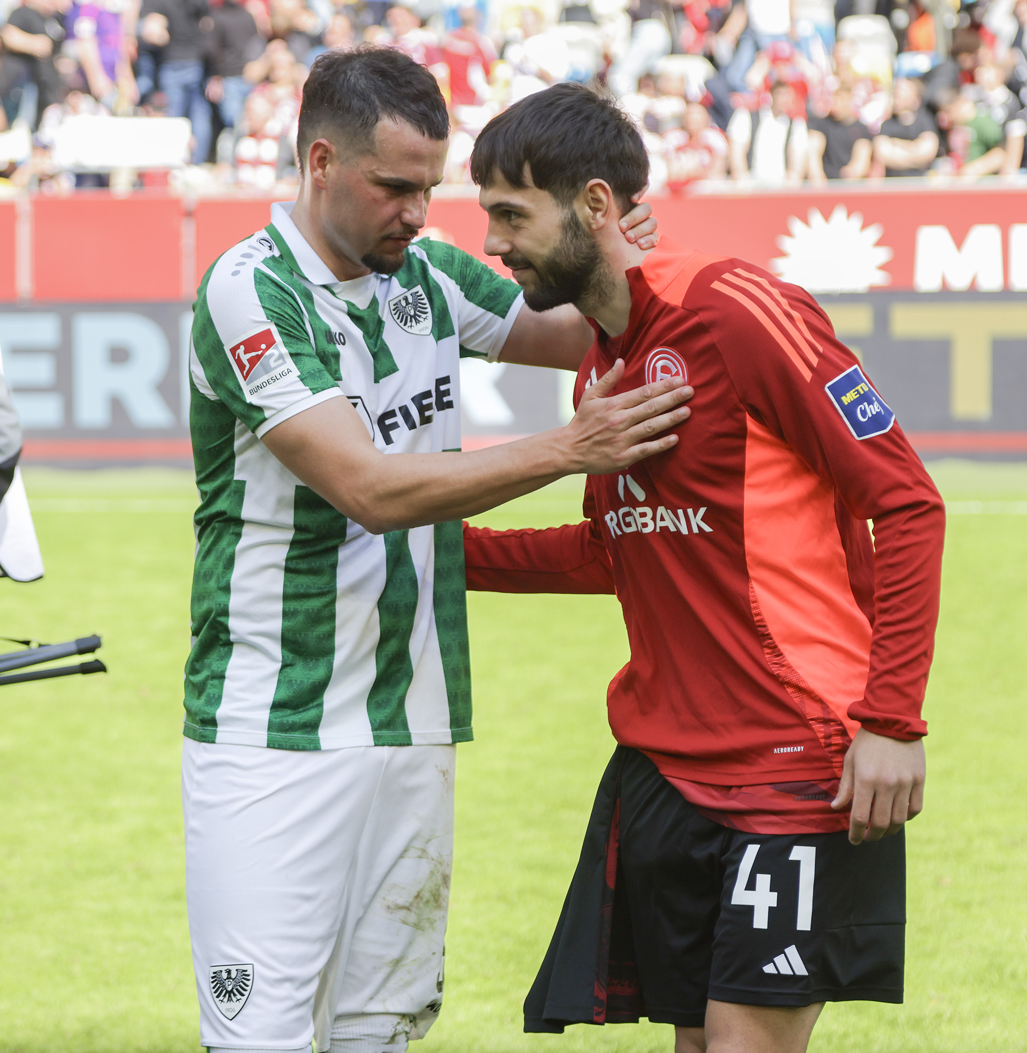 Yassine Bouchama und Ex-Preuße Deniz Bindemann.
05..04.2024
Foto: S. Sanders