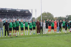 Preußen Münster - TSV Havelse 2:1. Die Mannschaft vor der Fiffi-Gerritzen-Kurve.