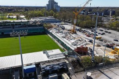 6. April: Die Westtribüne von oben.
