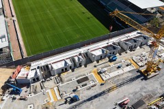 6. April: Die Westtribüne von oben.