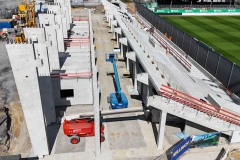 Westtribüne am 12. April 2025.