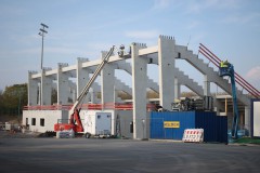 Westtribüne am 14. April 2025.