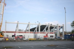 Westtribüne am 14. April 2025.