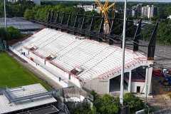 Die Westtribüne am 1. Juni 2025