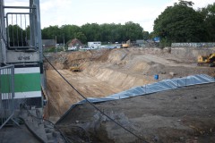 Das LVM-Preußenstadion am 3. Juli 2025. In der Ostkurve wird heftig gebaggert.