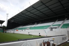 Das Preußenstadion mit der neuen Westtribüne. 