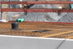 Die Ostkurve im Bau: Hier die Armierungen für die Decken.