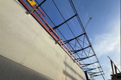 Das LVM-Preußenstadion Mitte Januar 2026. So sieht es aus, wenn man unter der Osttribüne hinaufgeht.