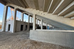 Das LVM-Preußenstadion Mitte Januar 2026. Mehr Menschen auf der Tribüne, mehr Platz darunter.