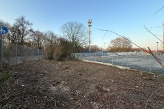 Baufortschritt am 4. März 2026. Hier wurde zuletzt noch etwas gerodet.