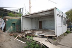 Alte Anlagen im Südosten des Stadions - das Backsteingebäude war früher eine Kasse.