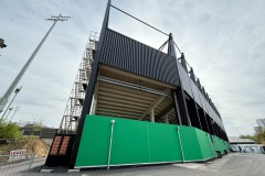 Die Westtribüne.
