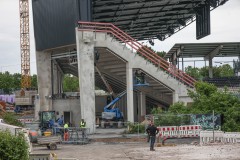 Blick auf die Osttribüne.