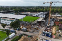 Das LVM-Preußenstadion Anfang Juni 2026. Hier die Südost-Ecke, wo künftig Kita und Geschäftsstelle ihren Sitz haben.
