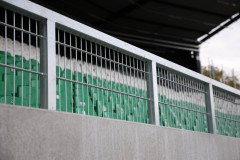 LVM-Preußenstadion am 23. Oktober 2026.  Die Holzverkleidungen sind verschwunden - die Zäune sind nun erneuert worden.