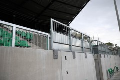 LVM-Preußenstadion am 23. Oktober 2026.  Die Holzverkleidungen sind verschwunden - die Zäune sind nun erneuert worden.