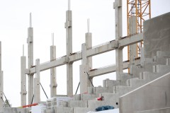 LVM-Preußenstadion am 23. Oktober 2026. Blick auf die Nordtribüne. Querbalken zur Aufnahme der Deckenkonstruktion.