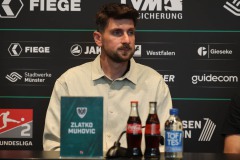 Co-Trainer Zlatko Muhovic.