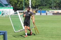 Trainingsauftakt am 28. Juni 2026. Malik Batmaz mit Tor und Stangen.
