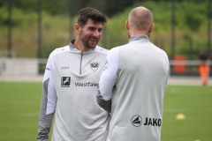 Trainingsauftakt beim SC Preußen Münster am 23. Juni 2025. Co-Trainer Zlatko Muhovic