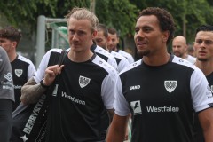 Trainingsauftakt beim SC Preußen Münster am 23. Juni 2025. Marvin Schulz und Etienne Amenyido.