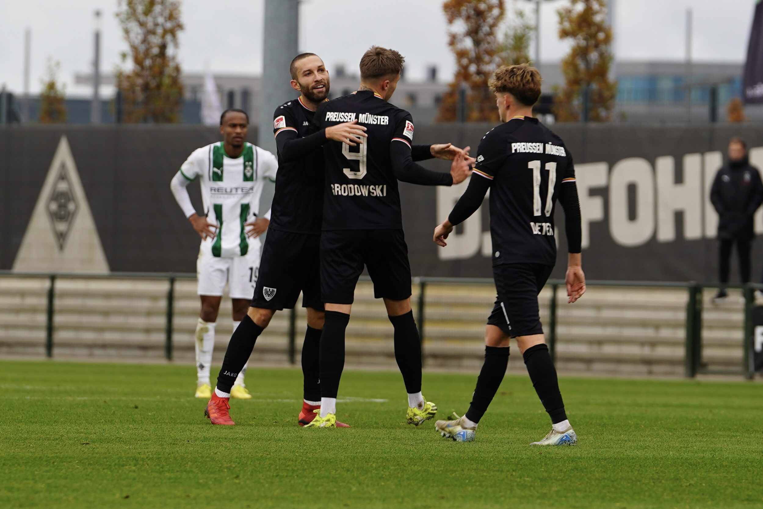 Preußen Münster führt, aber verliert Testspiel bei Borussia Mönchengladbach