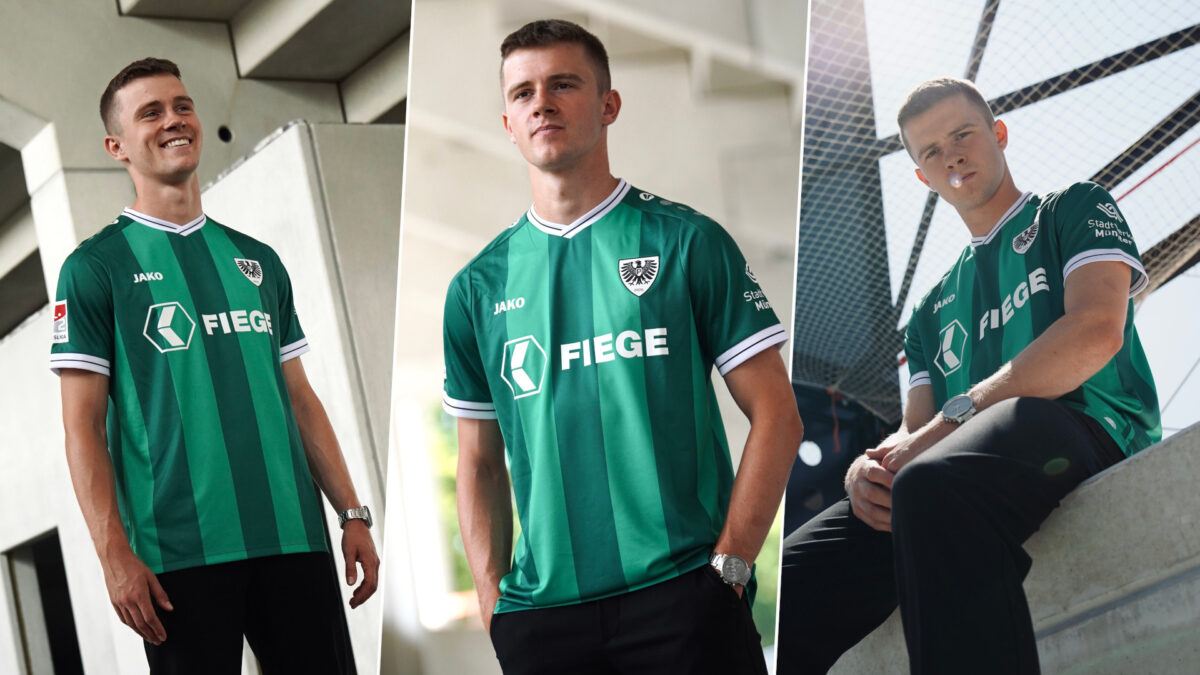 Jano ter Horst präsentiert das neue Heimtrikot des SC Preußen Münster für die Saison 2025/2026.