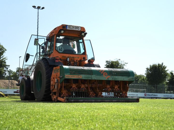 Das Preußenstadion bekommt Hybridrasen