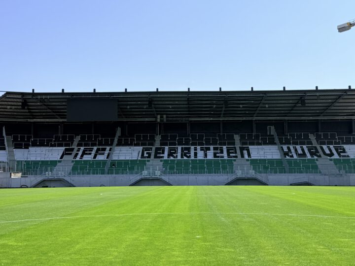 Osttribüne wird offiziell „Fiffi-Gerritzen-Kurve“ 