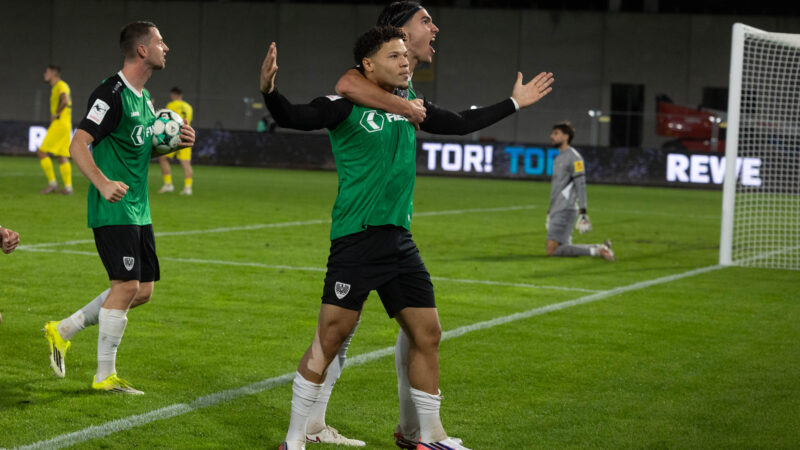 Flutlicht-Spektakel im Preußenstadion: Comeback des SC Preußen Münster