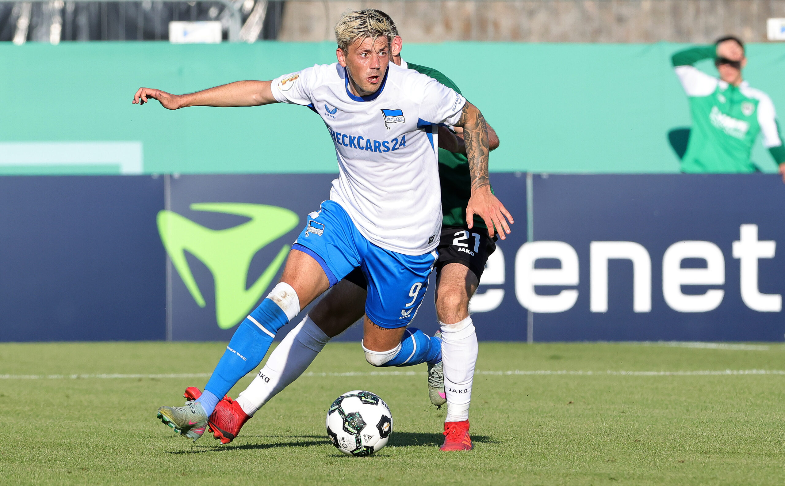 Hertha BSC muss lange auf Goalgetter Kownacki verzichten