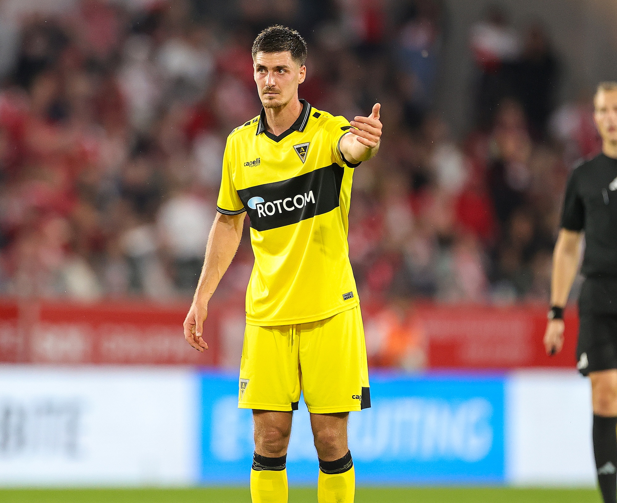 Zwei Ex-Preußen sehen Rot… Münster auf Platz 10