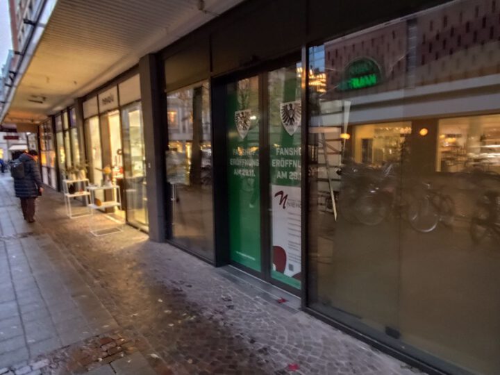 Neuer Preußen-Fanshop mitten in der Stadt