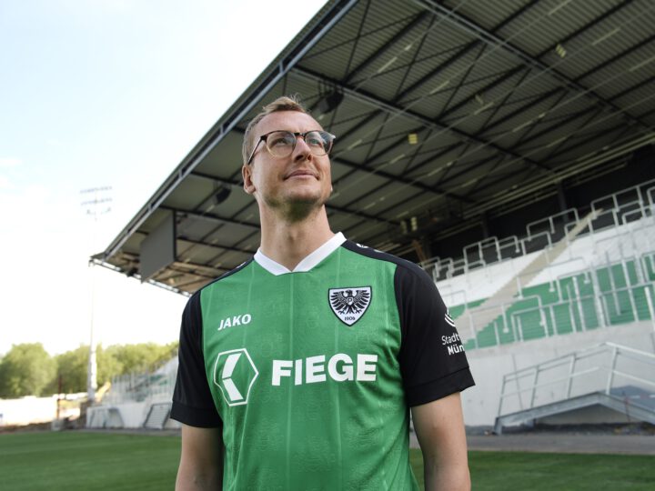 Schlicht-zeitlos: Das neue Preußen-Trikot 2026/2027