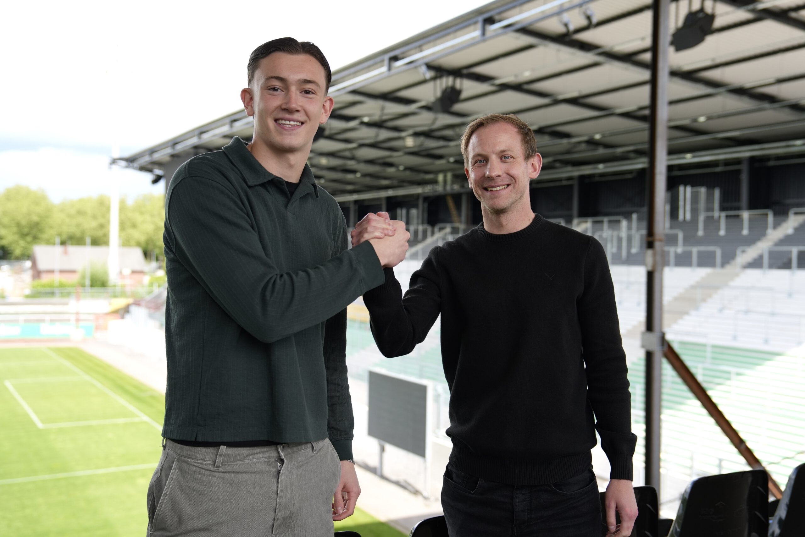 Torwart-Talent Paul Ervens erhält Profivertrag