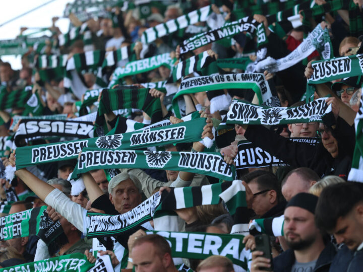 Zwölf Minuten Stille