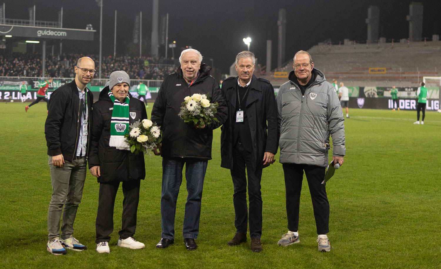 Danke ans Ehrenamt: Preußen Münster zeichnet Niewöhner und Spichalla aus