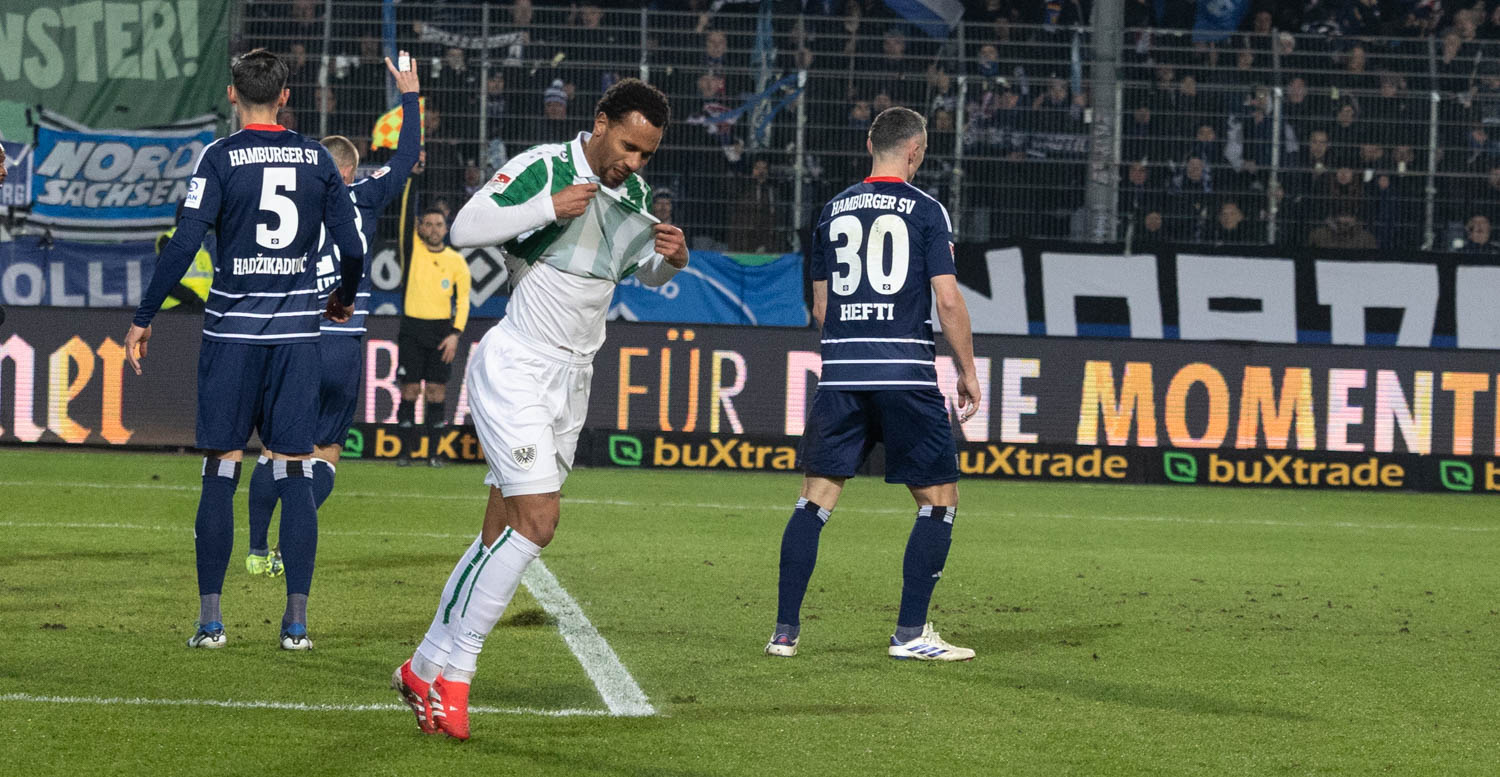 Zweiter später Nackenschlag: Preußen Münster verliert spät gegen den HSV