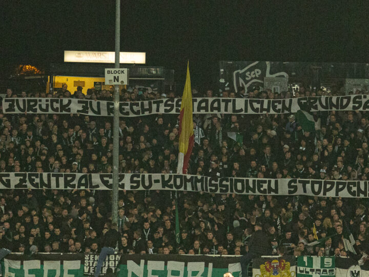 Kurven-Protest gegen Stadionverbotskommission