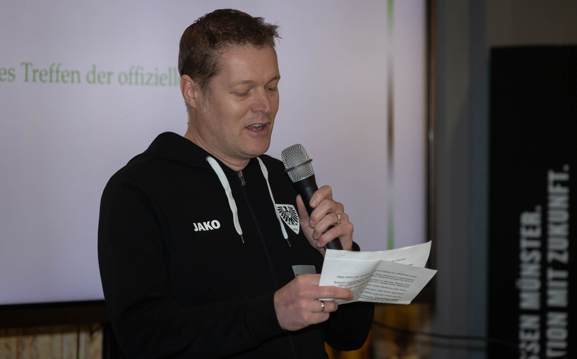 Was bedeuten die Fanclubs für Preußen Münster, Burkhard Brüx?