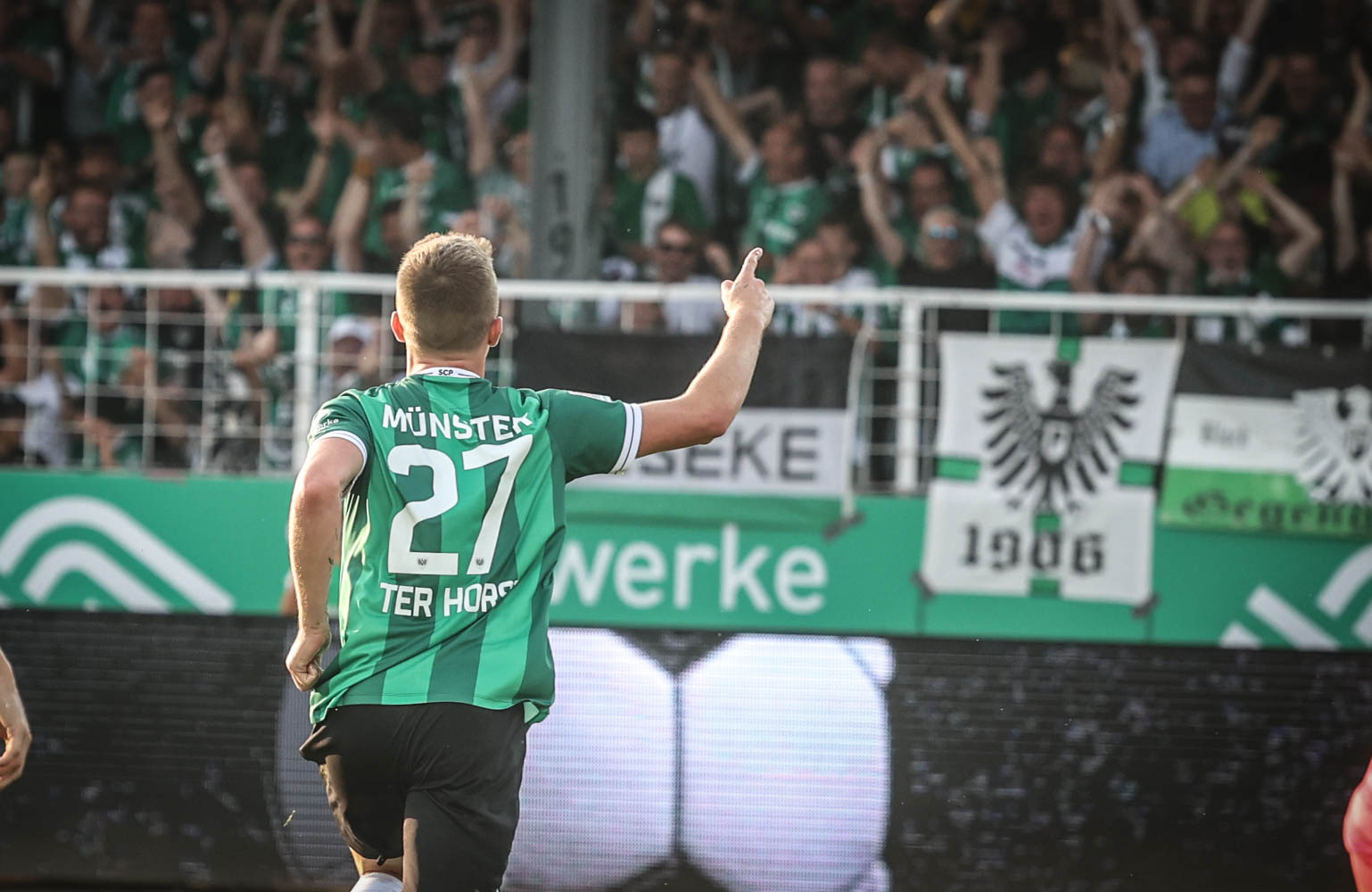 ter Horst und Schenk in der „Kicker Elf des Tages“
